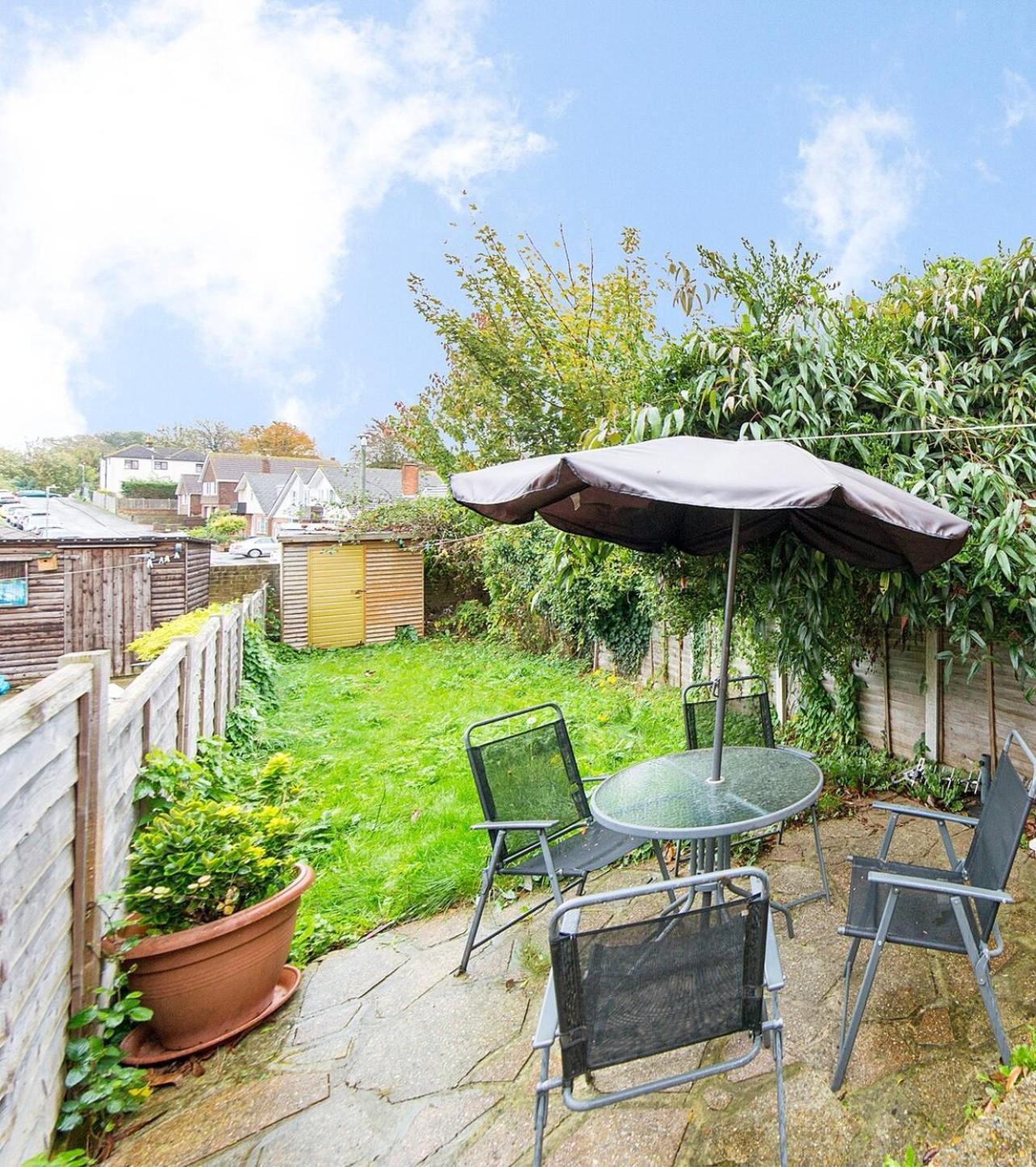 Sittingbourne Terrace Villa Екстериор снимка